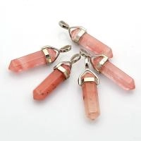 Подвеска каменная, 40х13х11мм, в форме кристалла, базовый материал - камень, арбузный кварц (имитация) с держателем стального цвета, 1 шт. УЦЕНКА