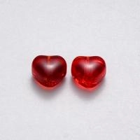 Бусины стеклянные, 6х6х4мм, сердечки, рубиново-красные, 10 шт. Бусины стеклянные, 6х6х4мм, сердечки, рубиново-красные, 10 шт.
