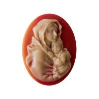 Камея акриловая, 40х30мм, дева Мария с младенцем, перламутр на сердолике, 1 шт. УЦЕНКА