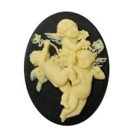 Камея акриловая, 40х30мм, амурчики, слоновая кость на черном, 1 шт., УЦЕНКА