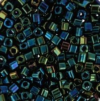 Бисер TOHO Cube, размер 1.5мм, цвет #84 (Металлизированный, зеленый ирис/коричневый), 10 грамм Бисер TOHO Cube, размер 1.5мм, цвет #84 (Металлизированный, зеленый ирис/коричневый), 10 грамм