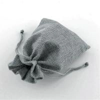 Мешочек из джутовой мешковины с добавлением синтетических волокон, 17.5х12.5см, серого цвета, 2 шт. Мешочек из джутовой мешковины с добавлением синтетических волокон, 17.5х12.5см, серого цвета, 2 шт.