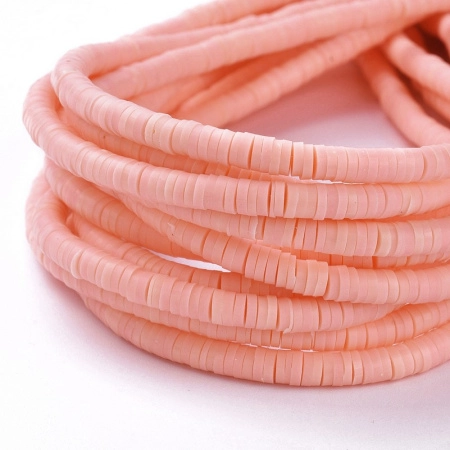 <p>Плоские круглые бусины - чипсы (диски, рондели heishi) ручной работы из полимерной глины (пластики). Бусины могут немного отличаться по форме и размеру. Оттенок может отличаться от фотографии. Цвет: персиково-розовый (лососевый). Бусины довольно мягкие, гибкие, напоминают каучук. Цена за низку длиной около 43 см, около 350-400 бусин.</p>