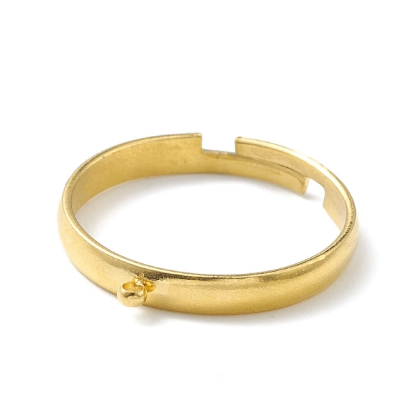 Основа для кольца, регулируемого размера, с одной петелькой, базовый материал - нержавеющая сталь, золотистого цвета, 2 шт. <p>Основа для кольца с одной петелькой для декорирования. Ширина кольца 3 мм, внешний диаметр петельки 2.5 мм. Размер кольца в сдвинутом состоянии - 18 мм. Кольцо разъемное, размер регулируется. Базовый материал - нержавеющая сталь марки 304, сверху покрытие золотистого цвета. Оттенок может отличаться от фотографии и в разных поставках. На кольце возможны небольшие пятнышки, царапинки. Цена за 2 шт.</p>