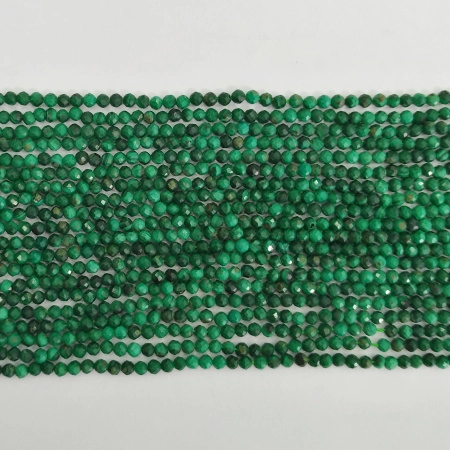 Бусины каменные, малахит, 2.2-2.6мм, граненый, 150-170 шт., низка