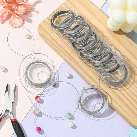 <p>
Бюджетный ювелирный тросик (ланка). Цвет стальной. Толщина может отличаться от указанной на плюс-минус 0,05 мм. Тросик в катушке может состоять из нескольких кусков. Цвет серый с коричневатым отливом. Оттенок может отличаться от фотографии и в разных поставках. Цена за 2 катушки около 9-10 метров. 
</p>