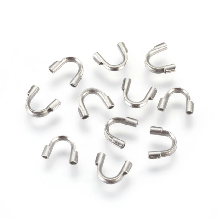 <p>
 Протекторы для тросика и лески из нержавеющей стали марки 316 (используется в пищевой и медицинской промышленности, не окисляется, не темнеет, не облезает). Оттенок может отличаться от фотографии. Концевик-скоба, внутренний диаметр около 0.7-0.8 мм. Оттенок может отличаться от фотографии и в разных поставках. Цена за пару. Хорошо подходит для:
</p>
<ul>
<li>лески</li>
<li>проволоки</li>
<li>тросика</li>
</ul>
 Можно использовать также для:
<ul>
<li>нити</li>
</ul>
<p>
</p>