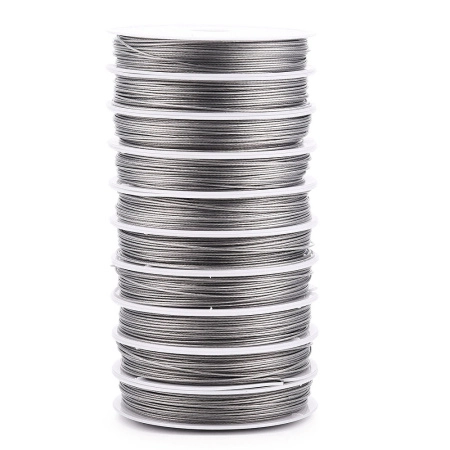 <p>Довольно качественный, очень толстый ювелирный тросик. Толщина около 0.8мм, может немного отличаться от заявленной. Цвет тёмно-серебристый (стальной). Оттенок может отличаться от фотографии и в разных поставках. Цена за катушку около 14 метров. Тросик в намотке может состоять из нескольких кусков.</p>