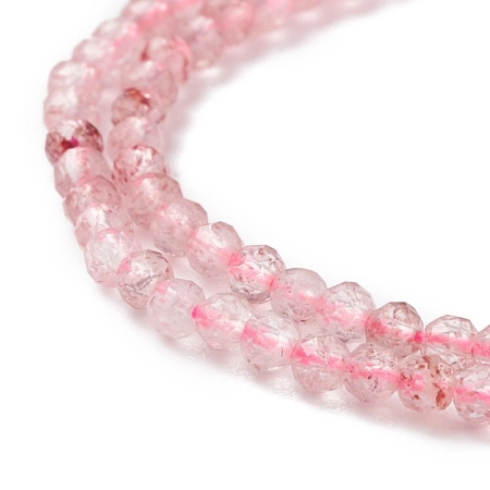 <p>Мелкие граненые бусины из натурального камня - клубничного кварца, каменный бисер. Бусины могут немного отличаться по форме и размеру. Оттенок может немного отличаться от фотографии.
Эти бусины отлично подходят для серег-кисточек.
Цена за низку примерно 38 см (около 180 бусин).</p>