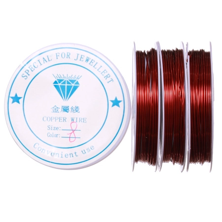 <p>Качественная медная проволока, цвет - темная медь, с бордовым отливом. Диаметр 0,8 мм. Оттенок может отличаться от фотографии и в разных поставках. Намотка может состоять из нескольких частей. Цена за катушку около 3 метров.</p>