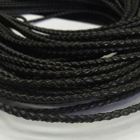 Шнур кожаный, около 2.5-3мм, плетеный, черный, 1 метр