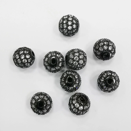 <p>Фурнитура для бижутерии Милано класса люкс (MILANO LUX). Качественный компонент для бижутерии - эффектная круглая бусина (шарик). Размер отверстия примерно 1.5 мм. Инкрустация кристально-прозрачными фианитами в технике паве. Цена за 1 шт.</p><p>ВНИМАНИЕ: количество фианитов в разных поставках может быть разным (иногда бусины инкрустированы в 4 ряда, иногда в 5). Некоторые фианиты могут быть приклеены неровно.</p>