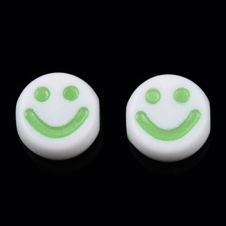 <p>Бюджетные плоские двусторонние бусины из акрила белого цвета с цветными смайликами (улыбающимися рожицами). Круглые бусины-подушечки размером примерно 7*3.5-4 мм, диаметр отверстия - около 1.1 мм. Отлично сочетаются с бусинами-буквами, подходят для создания браслетов, чокеров, брошей, тегов. Оттенок может отличаться от фотографии и в разных поставках. В наборе могут быть не все цвета, представленные на фотографии, также могут попадаться цвета, не представленные на фотографии. Цена за упаковку 30 грамм (около 220 бусин, фасуются без проверки на дефекты и без подбора по цвету).</p>