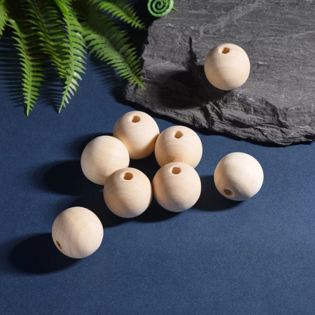 <p>
Деревянные бусины без покрытия. Размер примерно 30*29 мм, могут немного отличаться по форме и размеру. На бусинах возможны небольшие неровности. Размер отверстия около 5-7 мм. Отлично подходят для создания слингобус, детских игрушек, эко-украшений и т.д. Цена за 5 бусин.
</p>