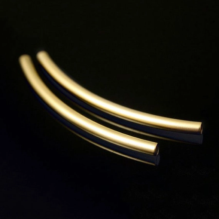 Бусина металлическая, 45х2.6мм, Корея, трубочка изогнутая, базовый материал - латунь, матовая позолоченная, 1 шт.