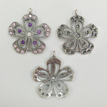 Коннектор, 26х23.5х2.5мм, Цветок кружевной со слотами для кристаллов, базовый материал - латунь, посеребренный с чернением, 1 шт.