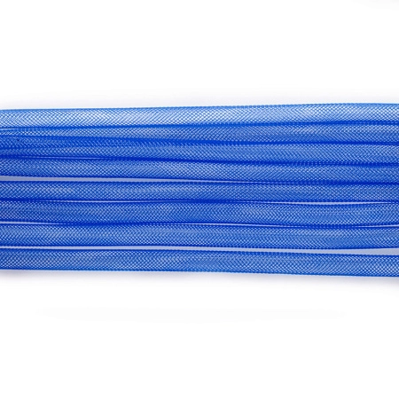 <p>
Бижутерная сетка-рукав, сплетена из пластиковых синих нитей. Толщина может отличаться от заявленной на +-1.5 мм. Растягивается. Сетку можно наполнить бисером или бусинами, надеть на неё сверху бусины или подвески с не очень маленьким отверстием, завязать в нужном месте узелком. Оттенок может отличаться от фотографии и в разных поставках. Сетка осталась кусками по 1-4 метра. Цена за 10 метров.
</p>