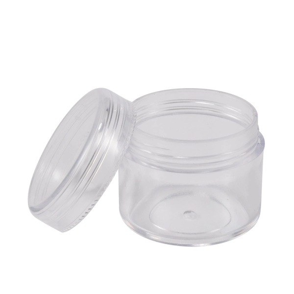 <p>Баночка для хранения бисера, бусин, мелкой фурнитуры и т.д. из качественного прозрачного пластика. Крышечка плотно завинчивается. Диаметр 3,9 см. Высота 3.3 см. На баночках возможны небольшие потертости. Цена за 1 баночку.</p>