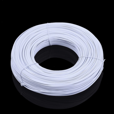 Проволока гибкая плоская (твист-лента), 2.7х1.4мм, в пластиковой оплетке, белая, около 180 метров, моток
