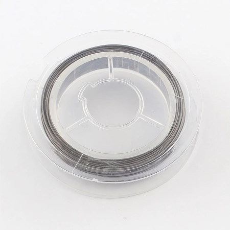 <p>
Бюджетный ювелирный тросик (ланка). Цвет стальной. Толщина может отличаться от указанной на плюс-минус 0,05 мм. Тросик в катушке может состоять из нескольких кусков. Цвет серый с коричневатым отливом. Оттенок может отличаться от фотографии и в разных поставках. Цена за 2 катушки около 9-10 метров. 
</p>