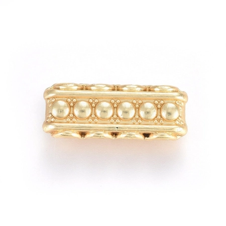 <p>Двусторонний прямоугольный разделитель для многорядных браслетов или колье. На четыре отверстия. Разделитель подходит для бусин до 4 мм включительно (расстояние между отверстиями составляет около 4 мм). Под золото. Оттенок может отличаться от фотографии и в разных поставках. Цена за 2 шт.
</p>