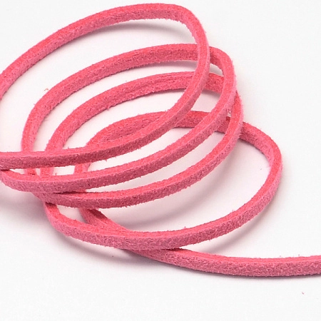 <p>Плоский шнур из искусственной замши, окрашенной в темно-розовый цвет. Оттенок может немного отличаться от представленного на фотографии. Размер может немного отличаться от заявленного. По возможности, продается цельным куском, однако, может поставляться несколькими отрезами. Цена за 5 метров.  </p>