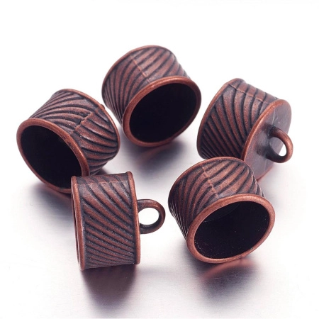 <p>Крупные солидные концевики в форме цилиндра с петелькой. Хорошо подходят для толстых бисерных жгутов, бижутерной сетки и толстых шнуров с круглым сечением. Внутренний диаметр - около 14 мм. Высота без петельки - 11 мм. Цена за пару.</p><p>ВНИМАНИЕ: на покрытии возможны неровности.</p>