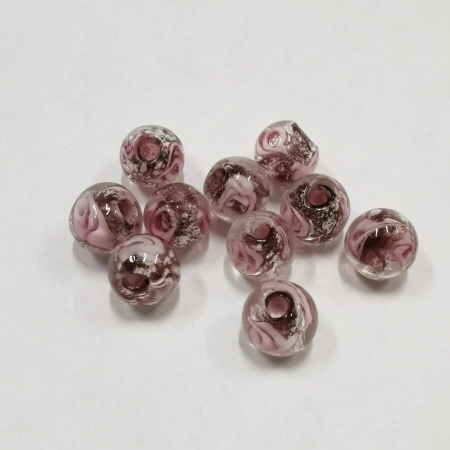 Бусина лэмпворк, 8мм, прозрачная с аметистовой сердцевиной, бело-розовым спиральным узором и белыми крапинками, светящаяся в темноте, 10 шт. УЦЕНКА.