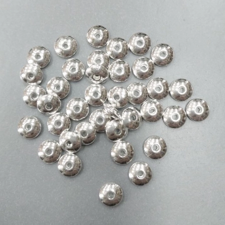 Бусина металлическая, 6х2мм, диск гладкий, базовый материал - цинковый сплав, серебристого цвета, 10 грамм