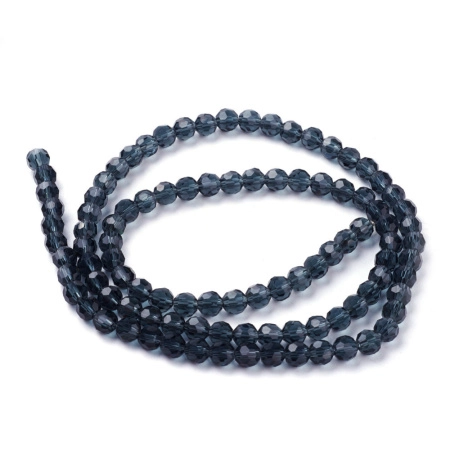 Бусины стеклянные, 6мм, граненые, тёмные сине-серые, 90 шт., низка <p>Бюджетные бусины из стекла с довольно крупными гранями. Цвет очень тёмный серо-синий (деним). Оттенок может отличаться от фотографии и в разных поставках. Бусины могут немного отличаться по форме и размеру. Цена за 1 низку, около 90 бусин (низки формируются без проверки каждой бусины на дефекты).</p>