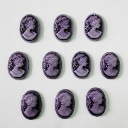 Камея акриловая, 18х13мм, девушка, сиреневый перламутр на черном, 10 шт.