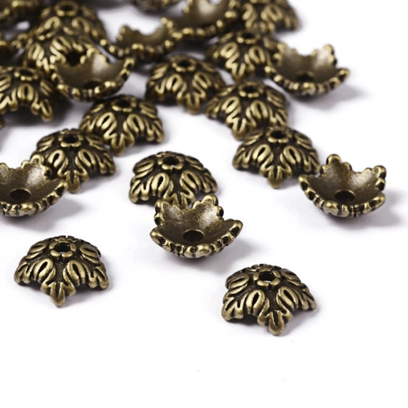 Шапочка для бусин (обниматель), 10х4мм, дубовый листик, базовый материал - цинковый сплав, бронзовый с чернением, 5 грамм