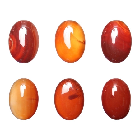 <p>
Каменный кабошон из сердолика. Кабошоны отличаются по цвету и рисунку: при заказе нескольких штук мы постараемся подобрать похожие. Цена за 1 шт.
</p>