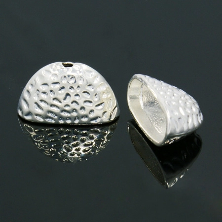 Конус, 24х13х11мм (внутренний размер 21.5х9мм), плоский, фактурный, базовый материал - цинковый сплав, цвет серебро, 2 шт.