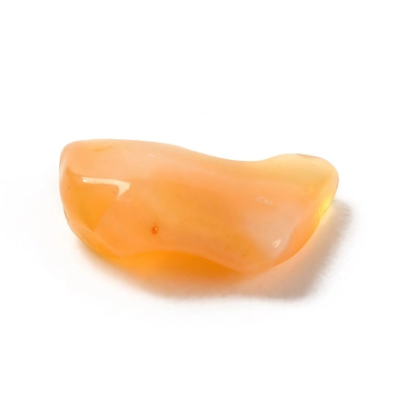 <p>Сколы из камня - натурального сердолика. Без отверстий! Могут существенно отличаться по форме и размеру. Используется для декорирования украшений, шкатулок, картин и т.д. Также крошку можно насыпать в стеклянную бутылочку. Оттенок может отличаться от фотографии и в разных поставках. Цена за упаковку 20 грамм (около 80-120 шт., фасуются без проверки на дефекты).</p>