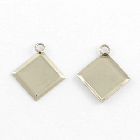 Рамка для кабошона 17х15.5мм (внутренний размер 14х14мм), в форме ромба, лаконичная, базовый материал - нержавеющая сталь, без покрытия, 1 шт.