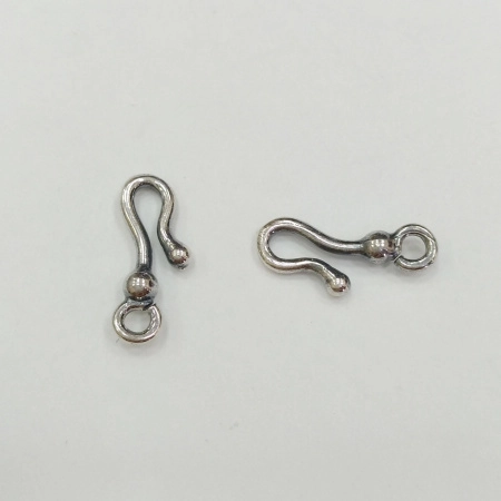 Застежка, 14х6мм, крючок лаконичный, базовый материал - латунь, посеребренный с чернением, 1 шт.