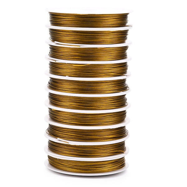 <p>Довольно качественный, очень толстый ювелирный тросик. Толщина около 0.8мм, может немного отличаться от заявленной. Цвет тёмно-золотистый. Оттенок может отличаться от фотографии и в разных поставках. Цена за катушку около 18 метров. Тросик в намотке может состоять из нескольких кусков.</p>