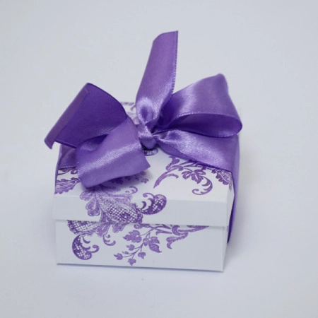 Подарочная коробочка, 6.2х6.2х3.1см, фиолетовая, 2 шт.
