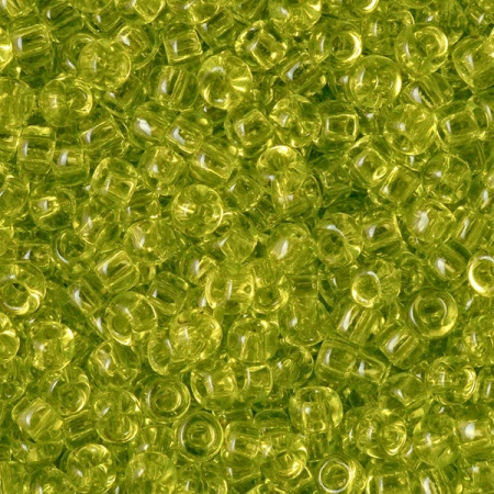<p>Японский бисер TOHO Round (круглый Тохо), размер 11/0 (2.2 мм). Прозрачный салатово-зеленый (Transparent Lime Green). Оттенок может отличаться от фотографии. Цена за 10 грамм. Среднее количество бисерин в 1 грамме Toho 11/0 от 70 до 120 штук, может сильно варьироваться в зависимости от вида бисера.</p>