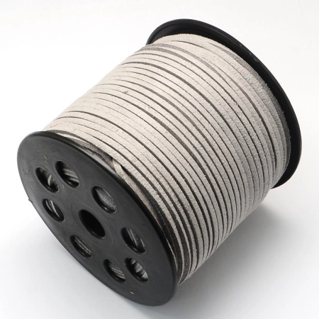 Шнур из искусственной замши, около 3х1.5мм, плоский, светло-серый, 5 метров