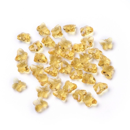 <p>Яркие, летние стеклянные бусины - бабочки желтого цвета. Оттенок может отличаться от фотографии. Имитация бабочек Сваровски. Отверстие около 0.9 мм. Цена за 5 шт.</p>