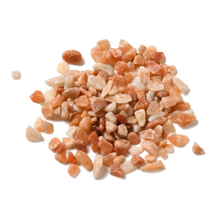 <p>Сколы из камня - натурального красного авантюрина. Без отверстий! Могут существенно отличаться по форме и размеру. Используется для декорирования украшений, шкатулок, картин и т.д. Также крошку можно насыпать в стеклянную бутылочку. Цена за упаковку 20 грамм (около 80-120 шт.).</p>