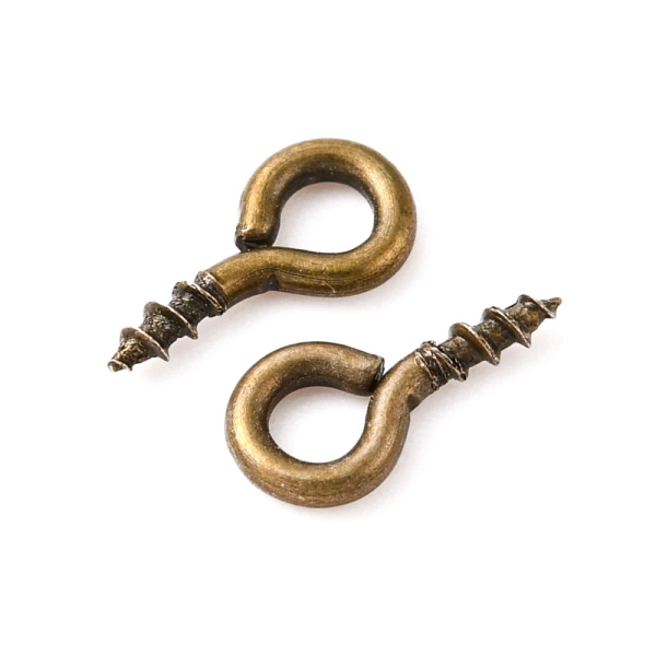 <p>Штифт вкручивающийся,покрытие бронзового цвета. Общая длина 8.5 мм, диаметр петельки 4 мм, внутренний диаметр петельки 2 мм, толщина вкручиваемой части 1 мм. Оттенок может отличаться от фотографии и в разных поставках. Цена за 5 грамм (около 65 штук, фасуются без проверки на дефекты).</p>