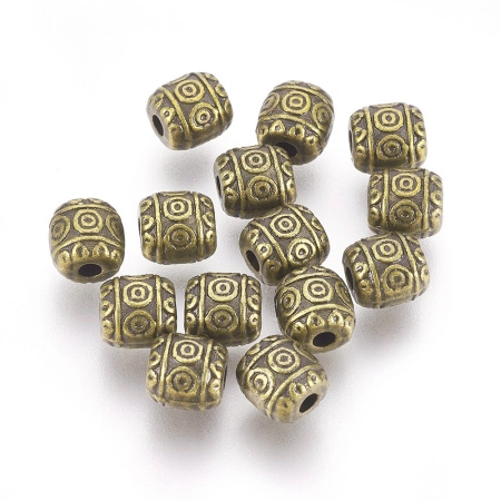 Бусина металлическая, 6х6х5.5мм, узорная, базовый материал - цинковый сплав, бронзовая с чернением, 10 грамм <p>
Овальная, слегка приплюснутая металлическая бусина с узором. Цвет бронзовый. Оттенок может отличаться от фотографии. Изготовлены из бижутерного сплава. Размер отверстия около 1.2 мм. Цена за 10 грамм (около 16 штук, фасуются без проверки на дефекты).
</p>