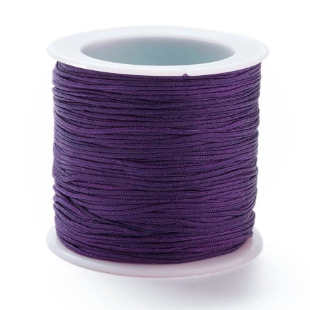 <p>Плетеный синтетический (нейлоновый) шнур. Хорошо подходит для плетения браслетов шамбала и для браслетов в стиле Redline (Редлайн). Оттенок может отличаться от фотографии и в разных поставках. По возможности, продается цельным куском, однако, может поставляться несколькими отрезами. Цена за 10 метров.  </p>