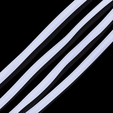 <p>Качественная гибкая твист-лента из белого пластика с металлической проволокой внутри. Ширина около 2.7 мм, толщина около 1.4 мм, размер может немного отличаться от заявленного. Отлично подходит для создания носового фиксатора масок. Намотка может состоять из нескольких частей. Цена за моток около 180 метров.</p><p>ВНИМАНИЕ: данный товар продается по предоплате; могут попадаться испачканные участки.</p>