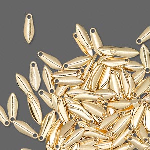 <p>Подвеска-капелька, хорошо подходит в качестве концевика для удлинительной цепочки. Оттенок может отличаться от фотографии и в разных поставках. Цена за 10 шт.</p>