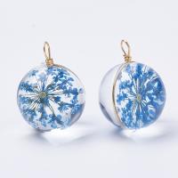 Подвеска, 20х15х14мм, стеклянная сфера с синим цветком, базовый материал - стекло, петелька золотистого цвета, 1 шт.