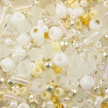 <p>Японский бисер TOHO Mix - микс бисера и стекляруса разных форм, цветов и размеров. Цвет бело-золотой (Hasu- White Mix). Оттенок и состав набора может отличаться от фотографии. Цена за 10 грамм.</p>